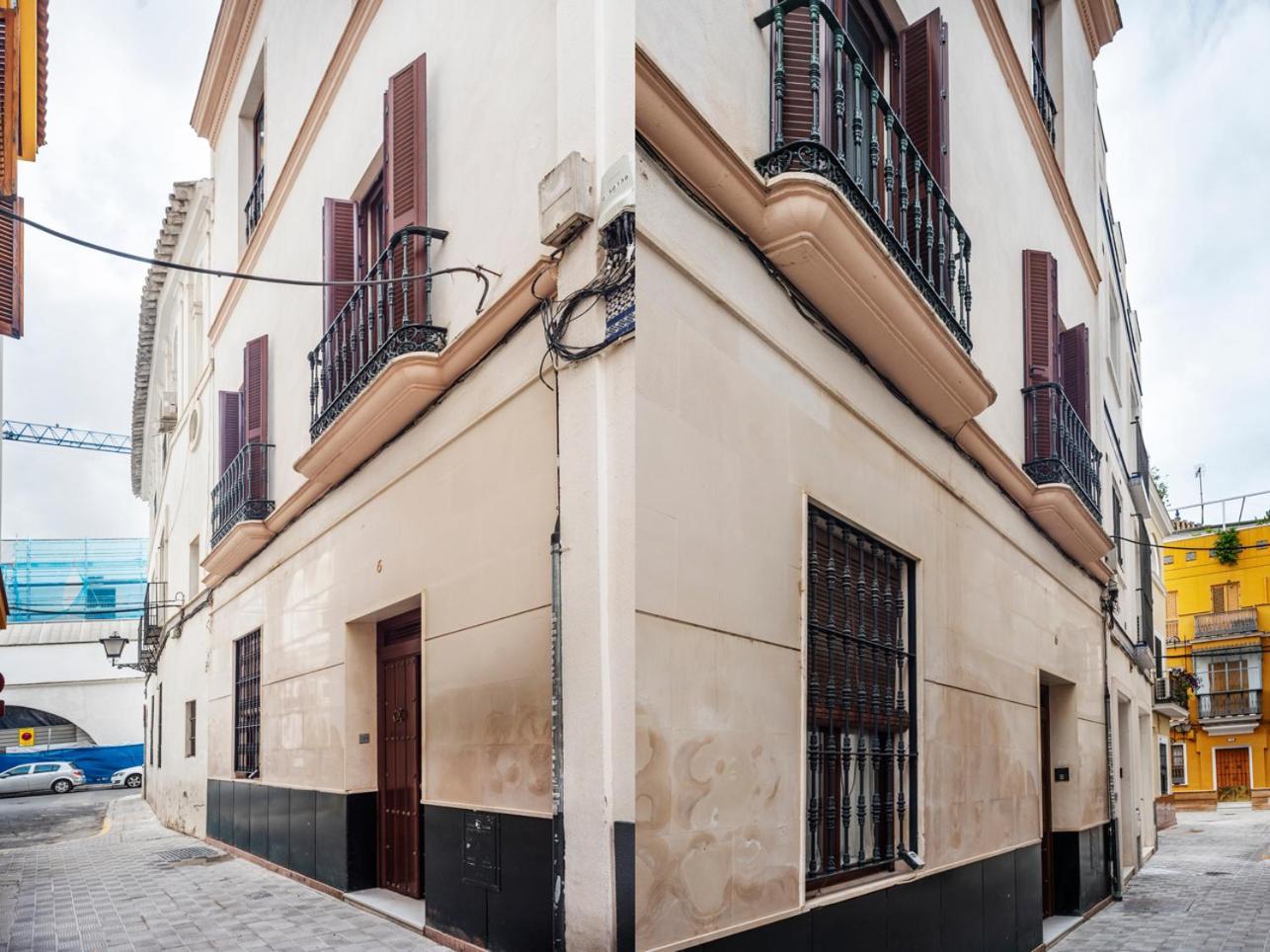 El Arenal De Sevilla, De Toros Y Galeras Екстер'єр фото